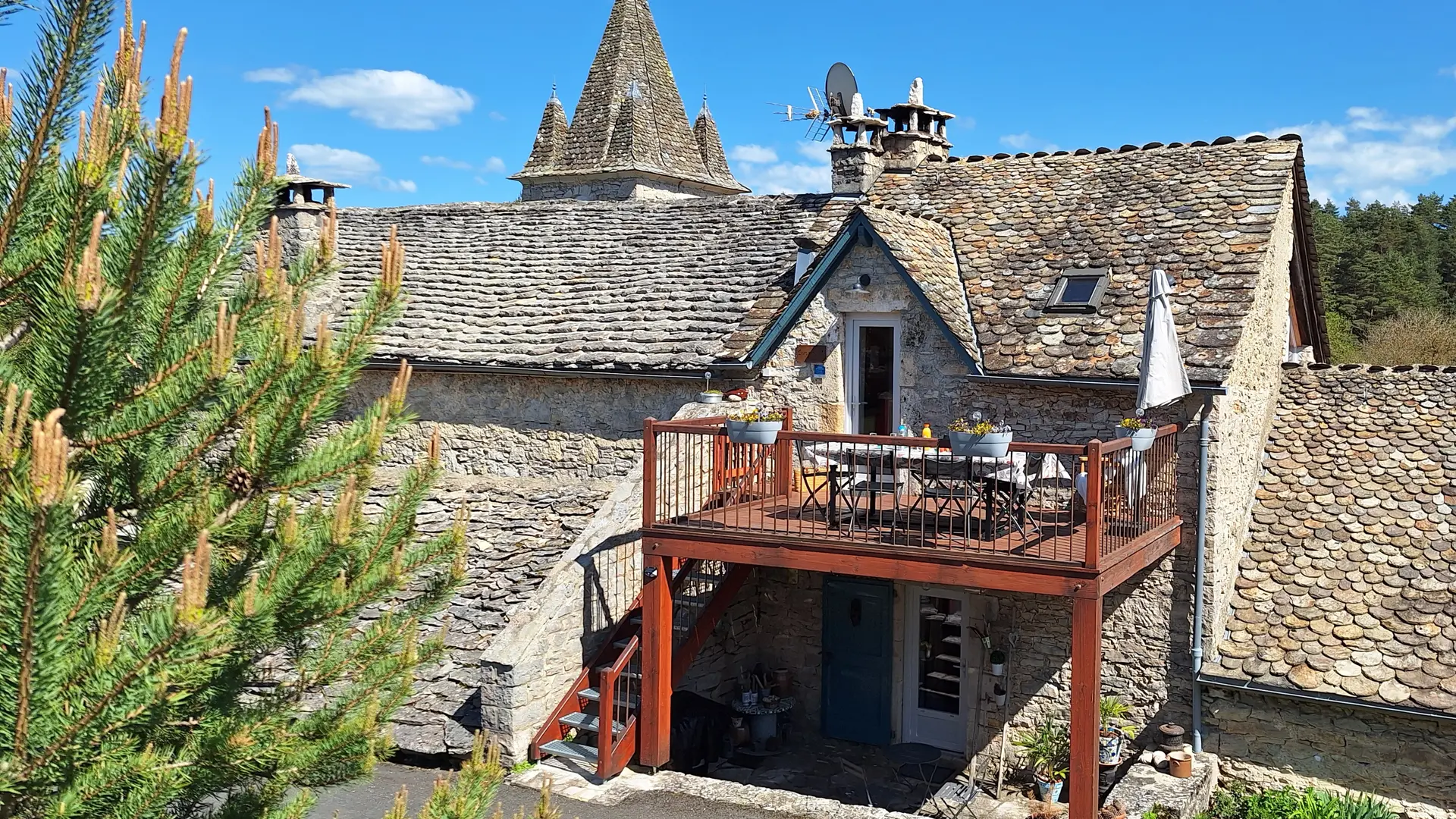 Entrée principale Lou Percat