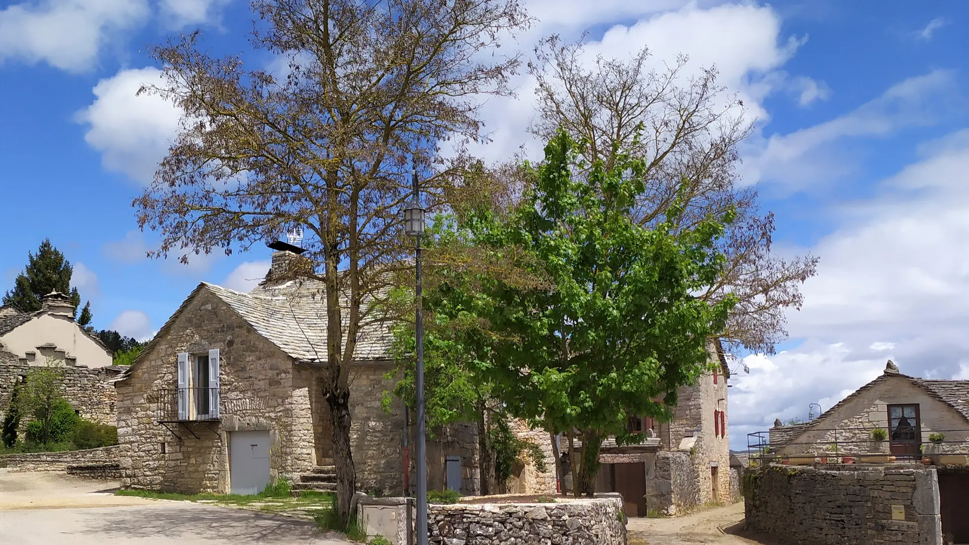 Gîte l'Oustal Vielh à Soulages - Saint-Georges de Lévéjac