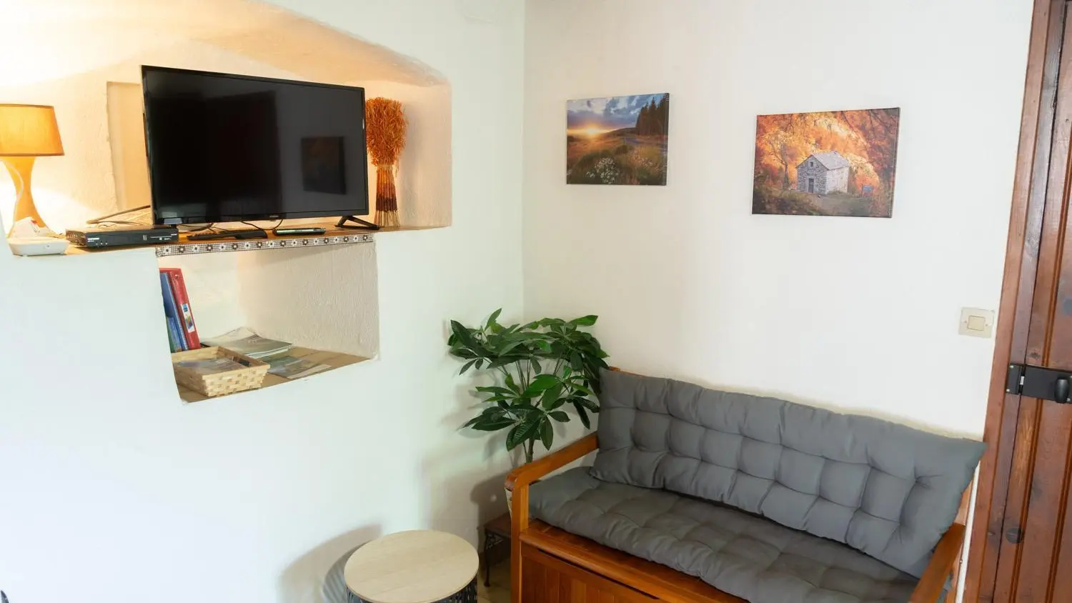 385739-3_48G121440_aac8bbbb8c5579787c4f600f4b092678