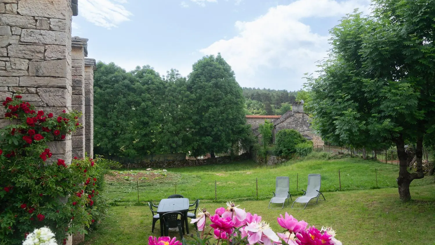 385739-4_48G121440_4582db85ed64bd52ae22168cd8d4eb34