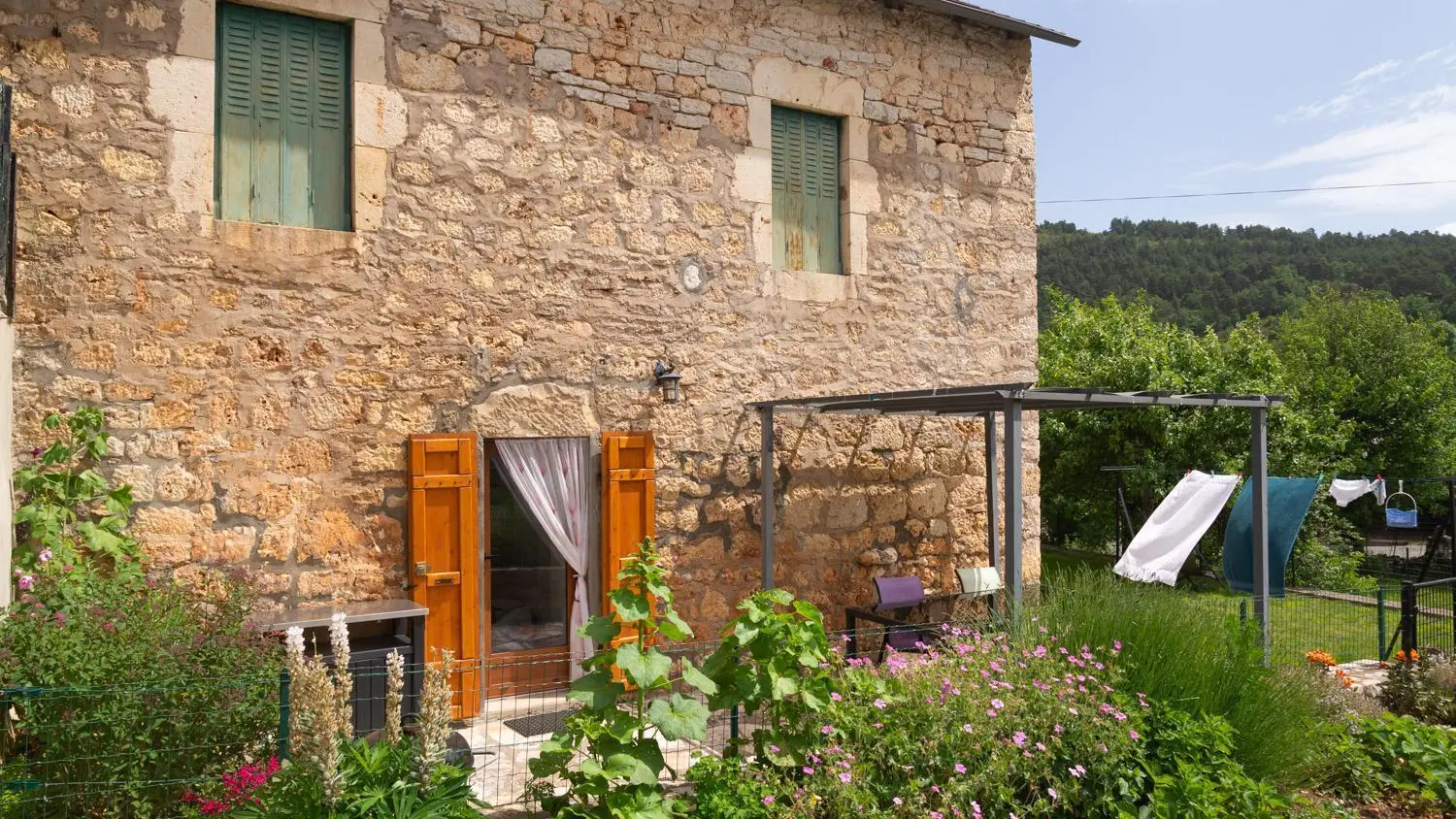 385742-0_48G121480_487e5da5aed15e950e71e2fb6b19f72d