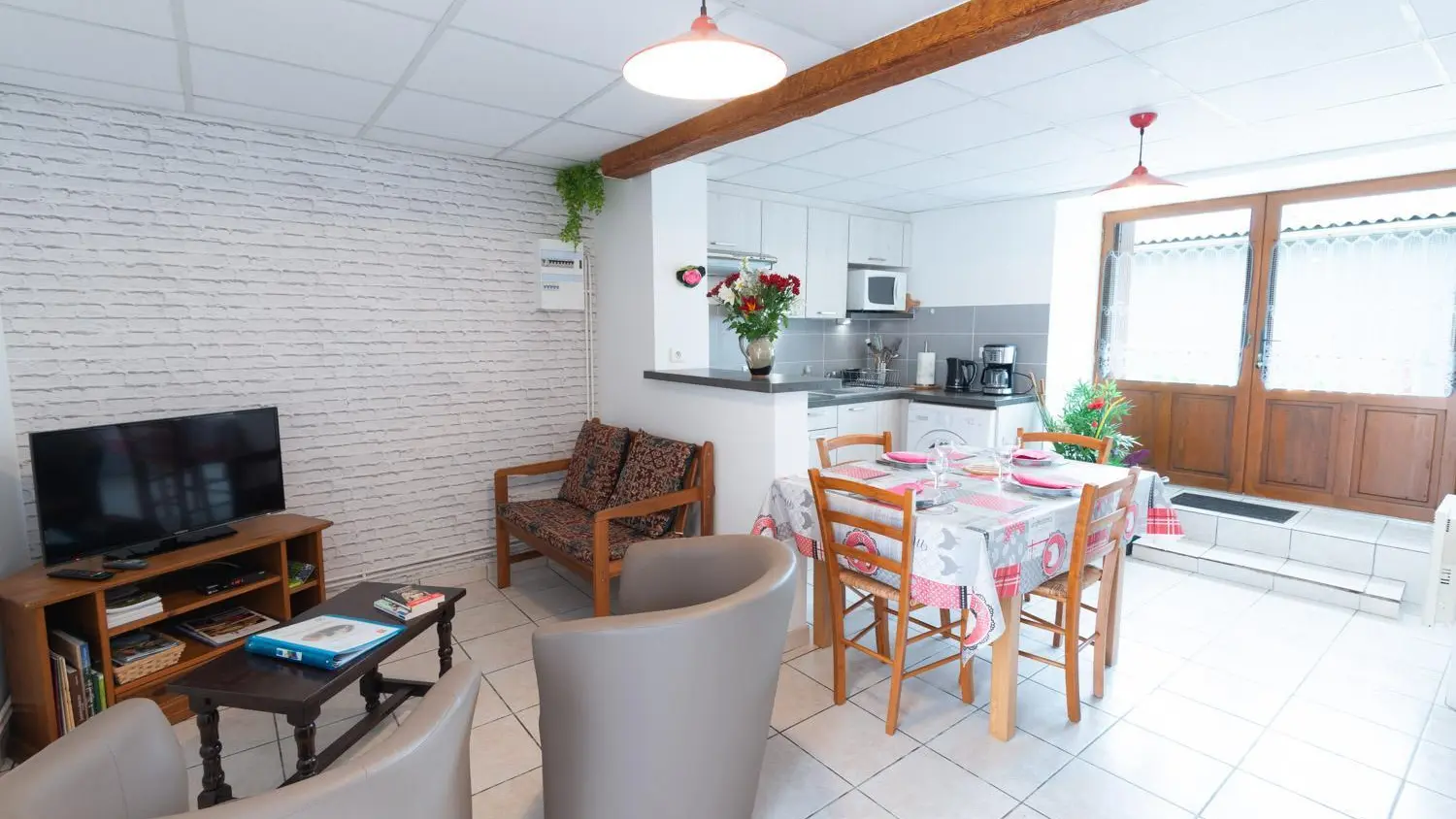 385742-6_48G121480_edbf197e887e99861405b17b794d1b28