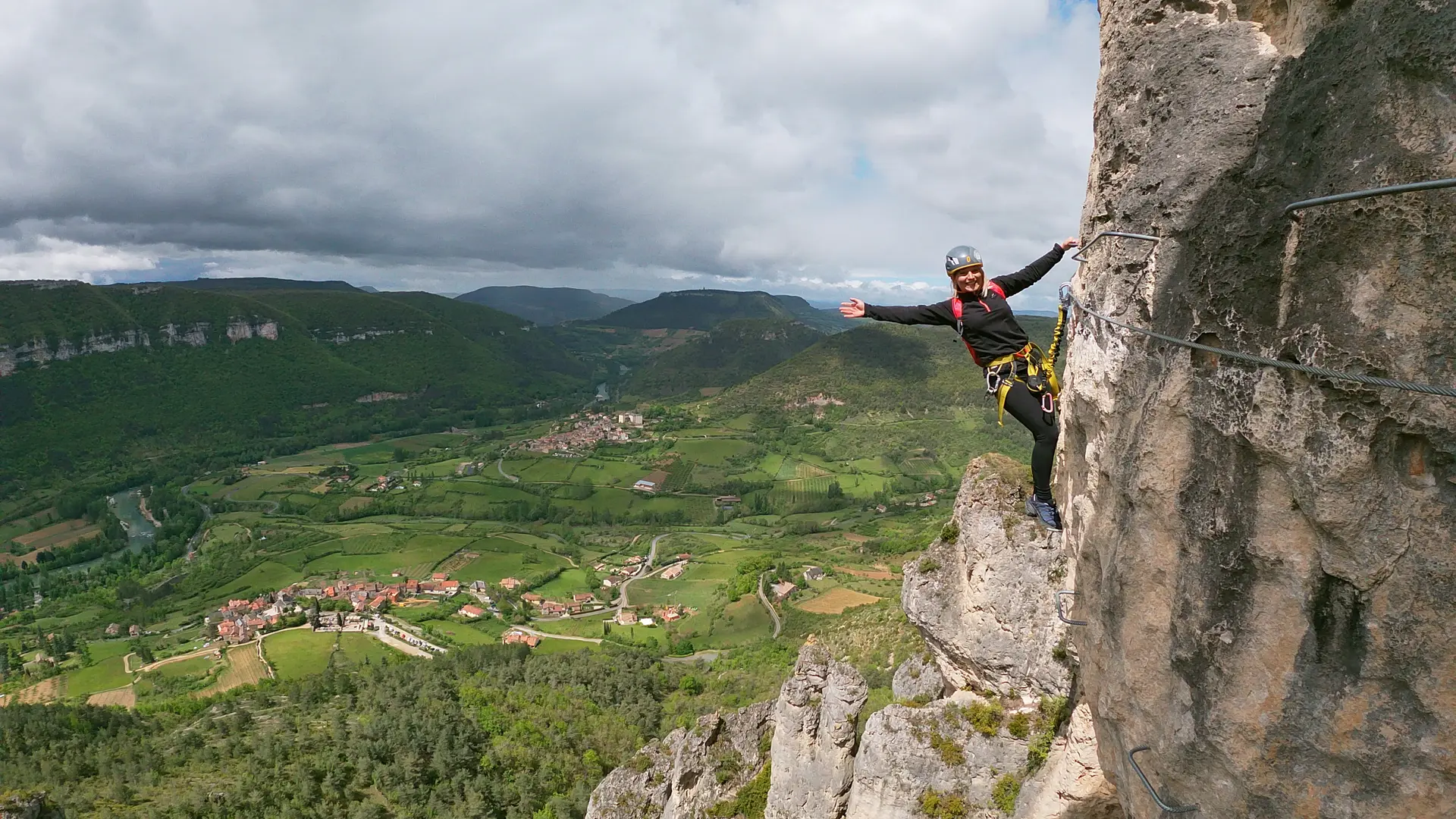 via ferrata-guide-aveyron