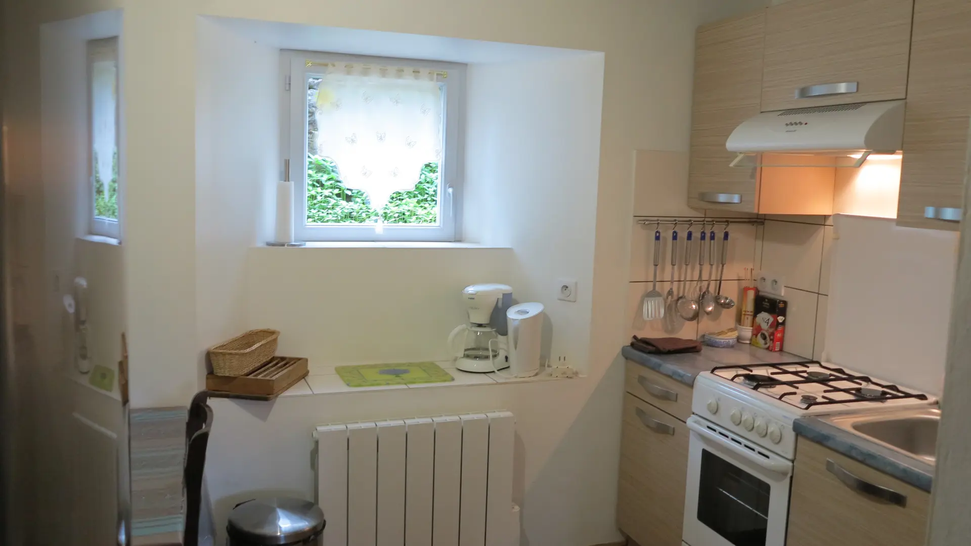 HLOLAR0480009235 - CUISINE CHEZ BAPTISTE