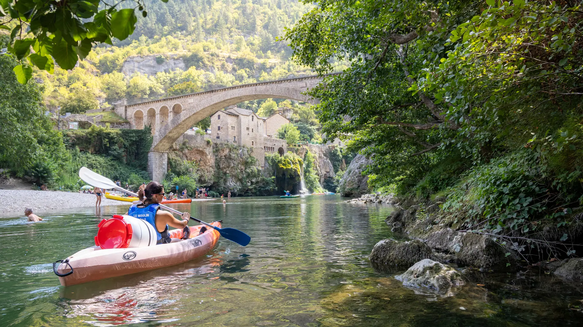 CANOË BLANC - MOULIN DE LA MALENE