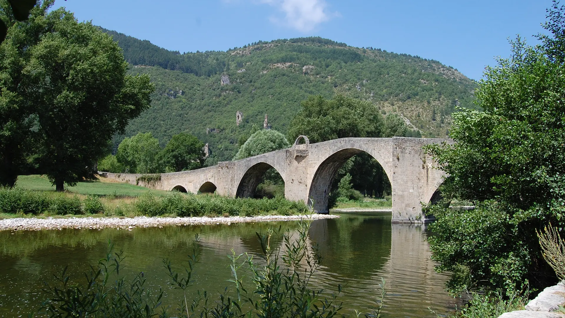 ITILAR048V508B2W_Pont de Quézac