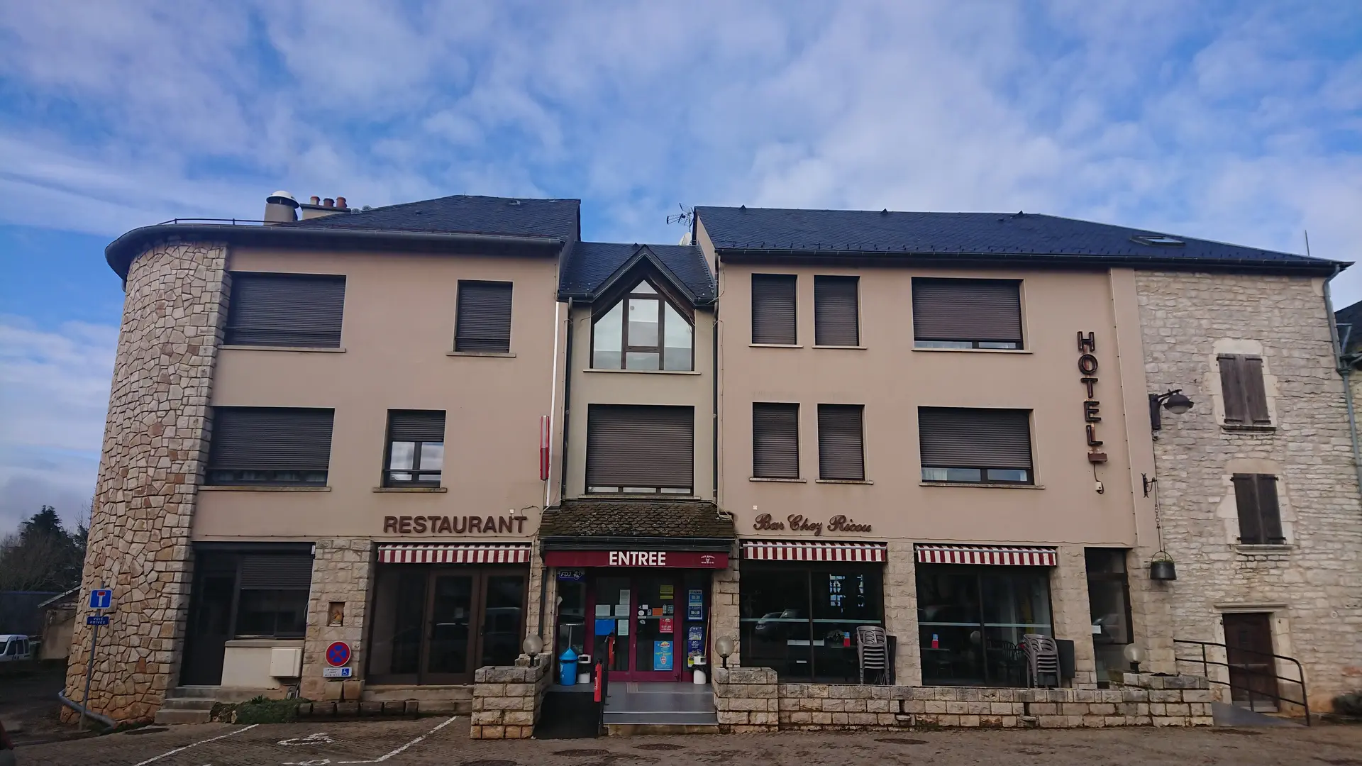 Distributeur automatique de billets