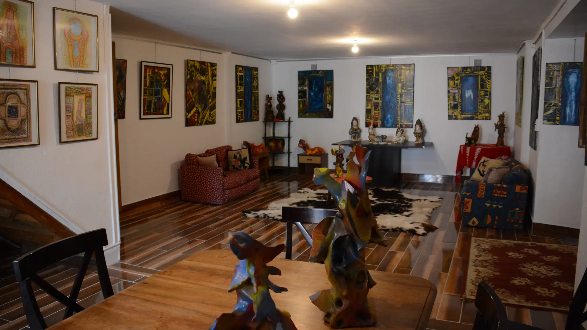 vue vers les huiles des années 80 de Joseph