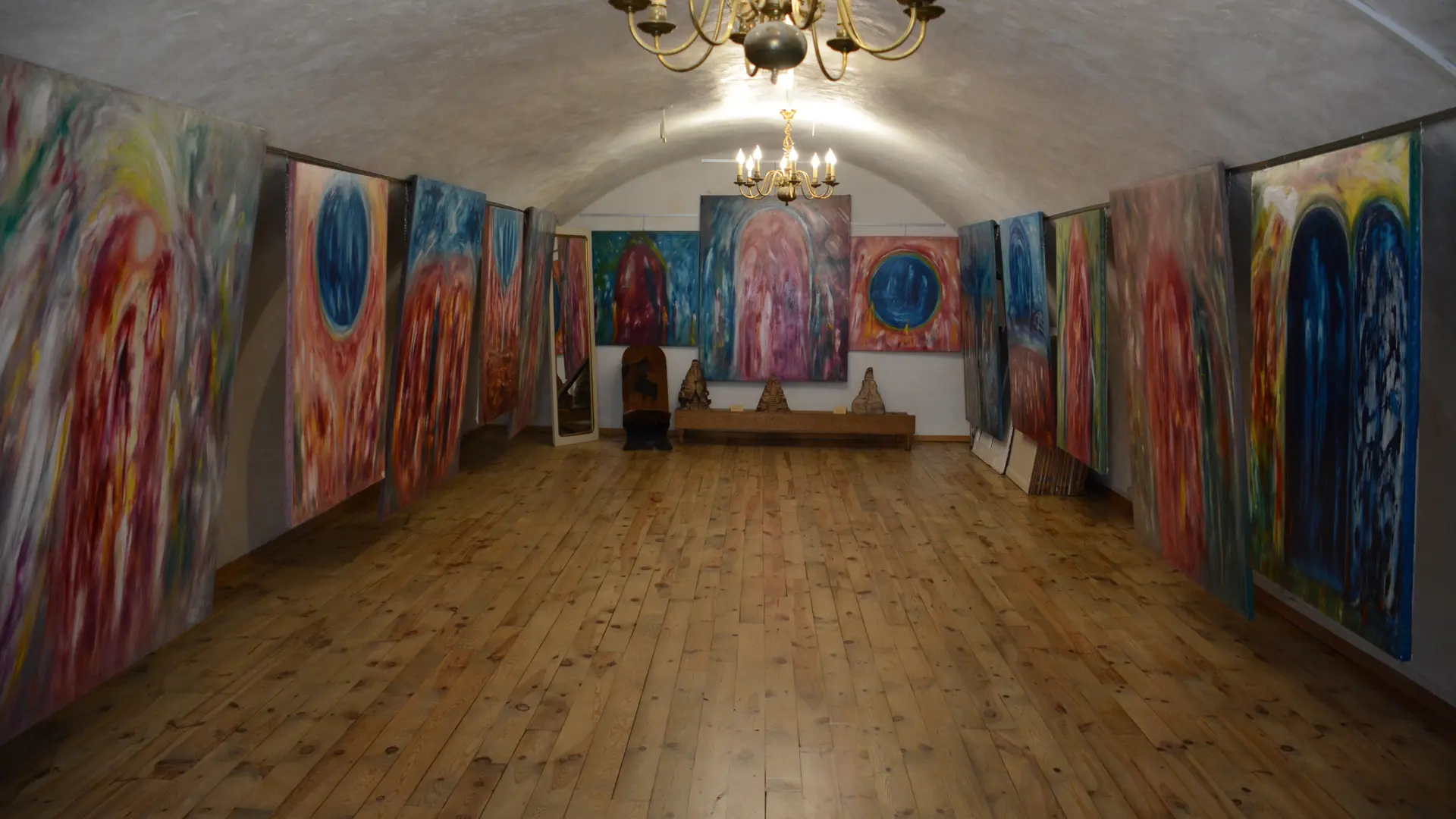 La chapelle peintures religieuses