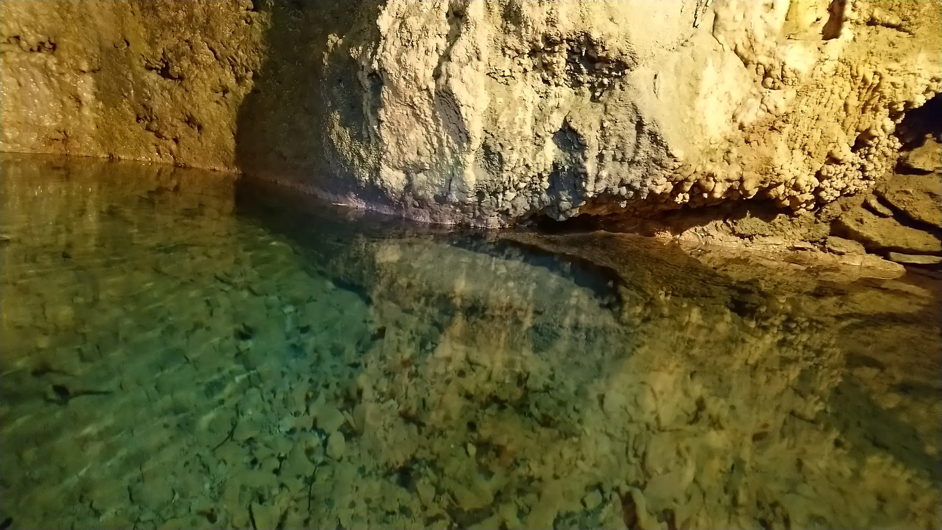 L'ancienne salle des turbines