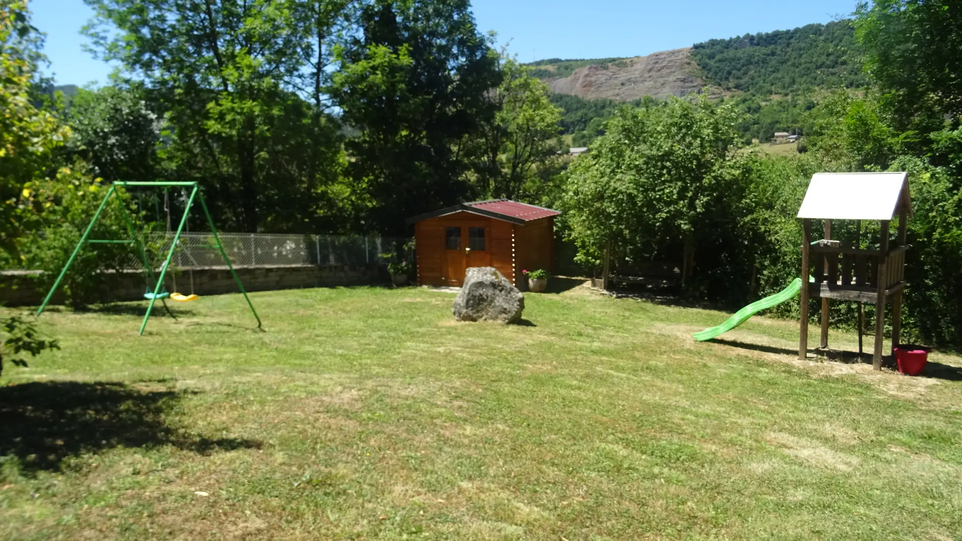 JARDIN COTURE : abri de jardin (jeux)