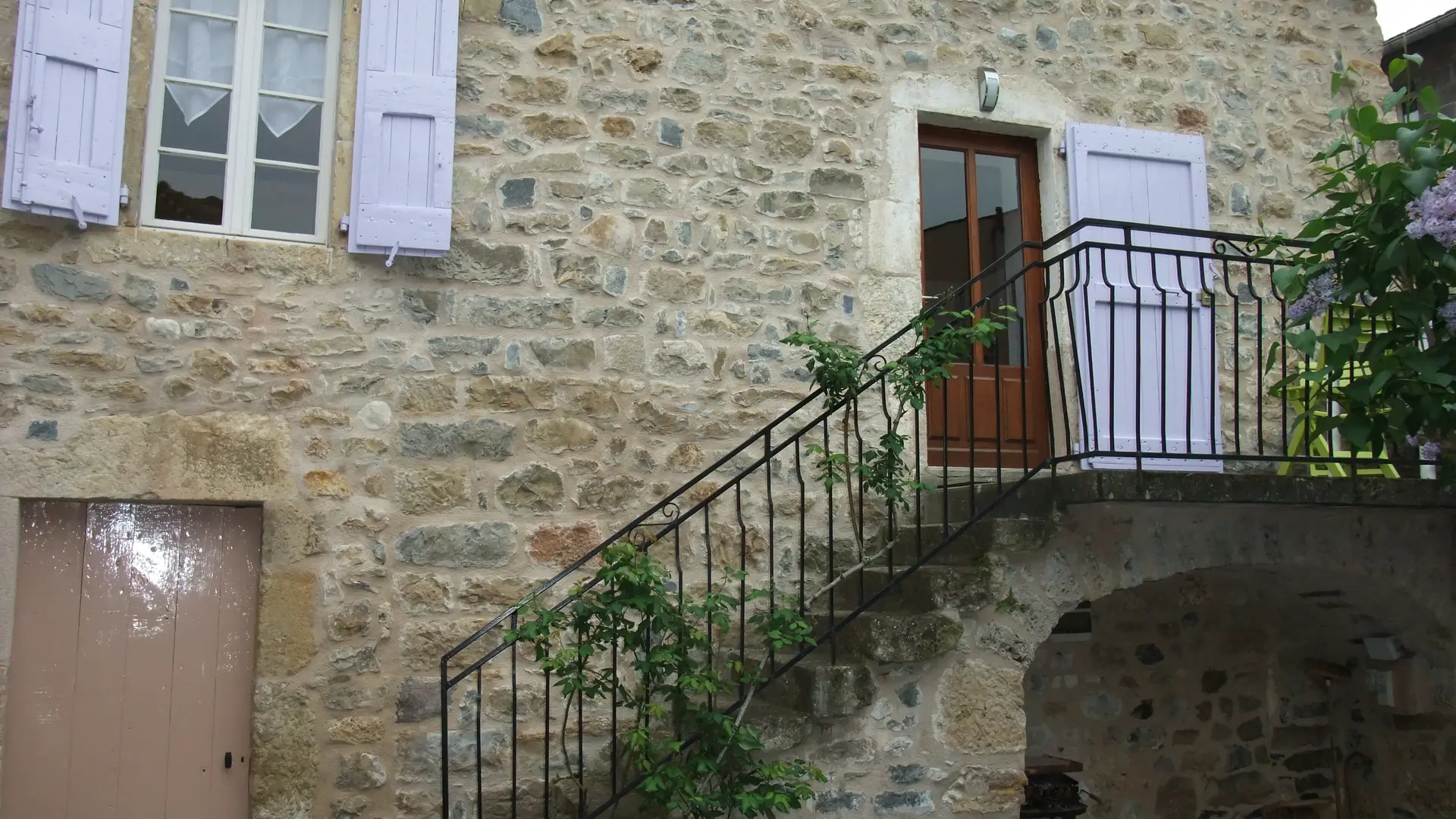 Extérieur gîte Lilas