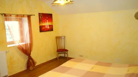 GCA085 chambre Jaune  gite le genevrier