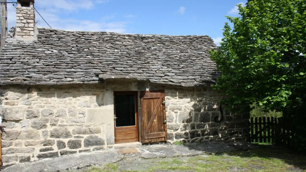 HLOLAR0480009242_02 Porte d'entrée