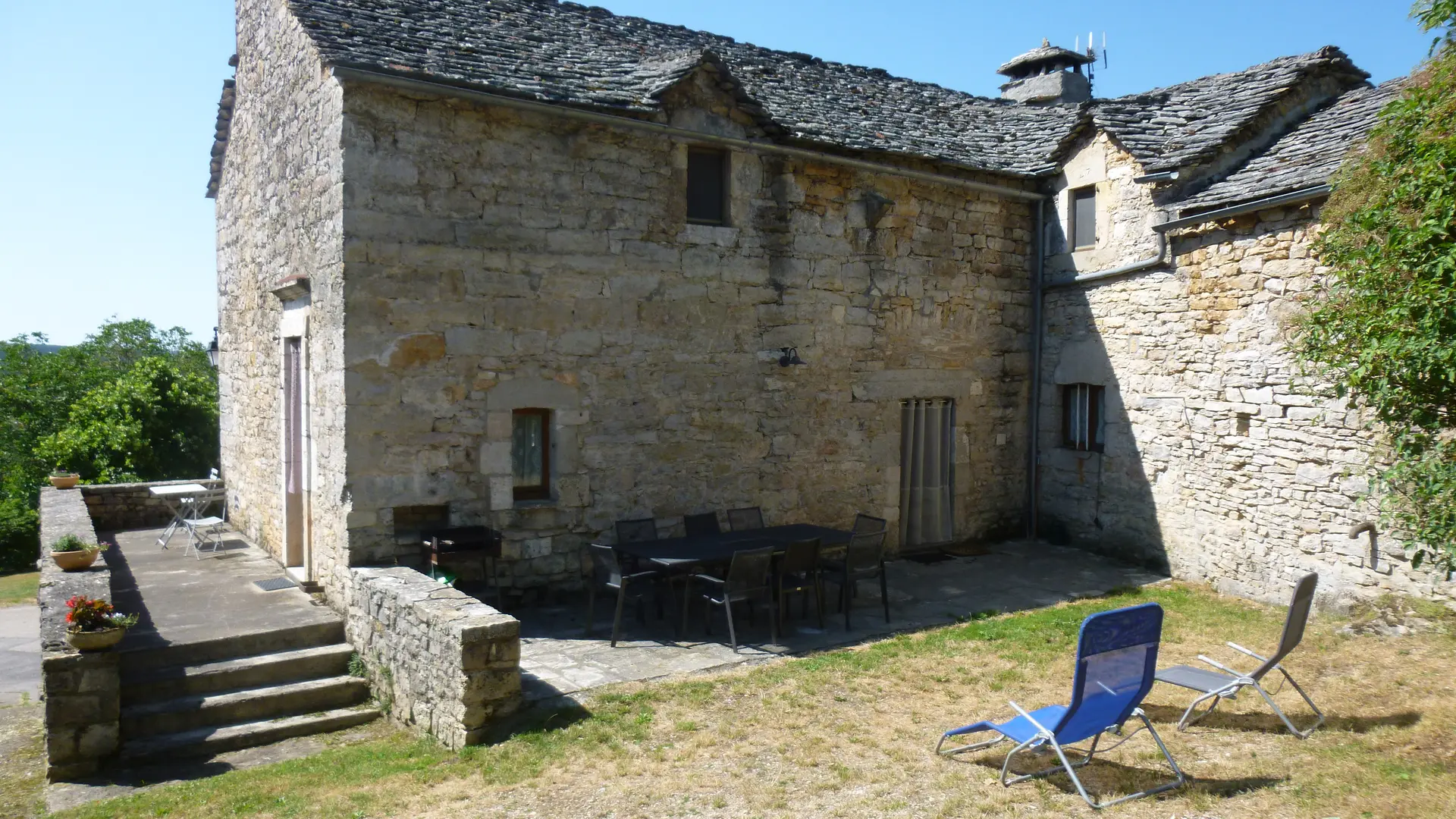 Le Pigeonnier, Gîtes de Combelasais - Extérieur / entrée