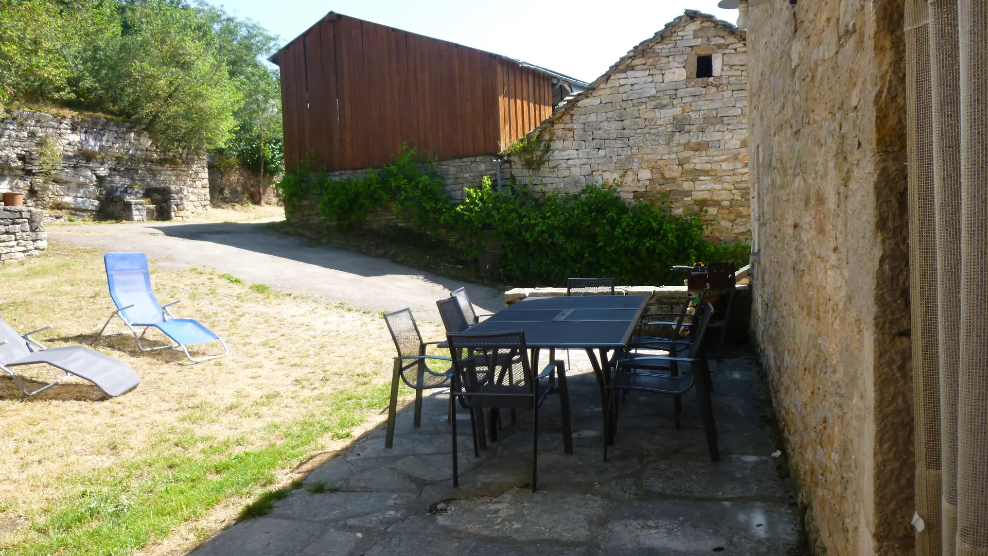 Le Pigeonnier, Gîtes de Combelasais - Extérieur