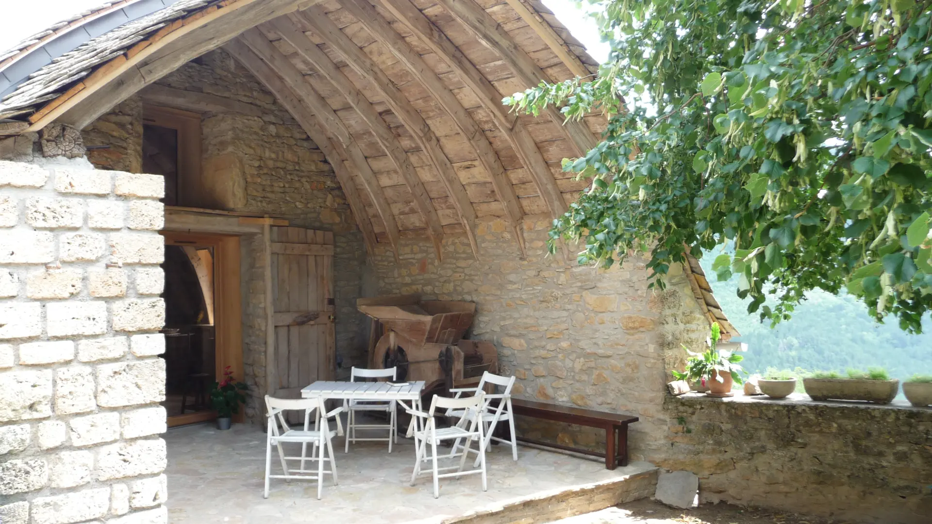 HLOLAR048V504FZ7_01_V