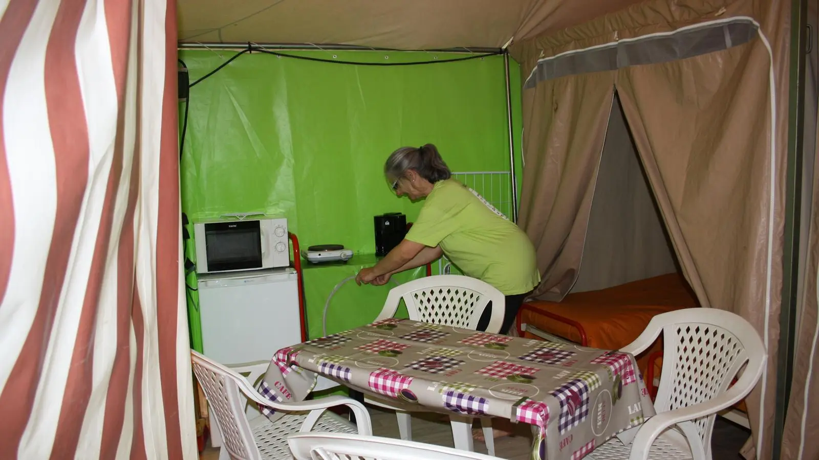 Intérieur bungalow toilé