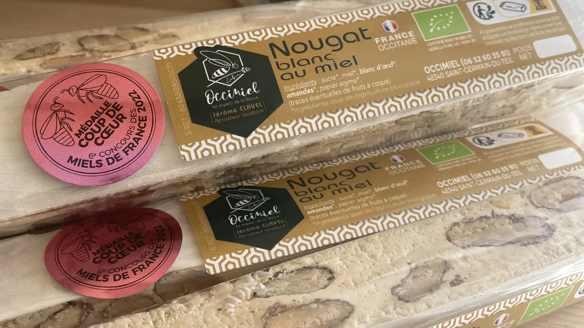 Nougat bio blanc tendre au miel réalisé par l'Apiculteur que je suis