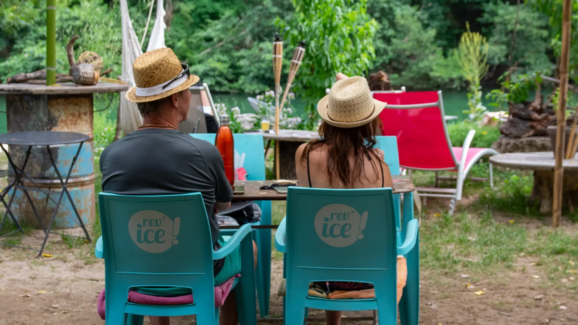 Au Gabitou paisible en terrasse