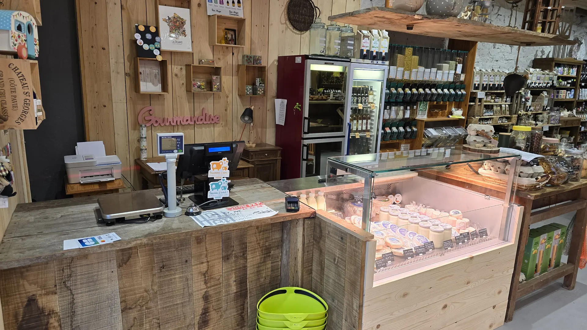 LE PETIT MARCHE CÔTE CREMERIE