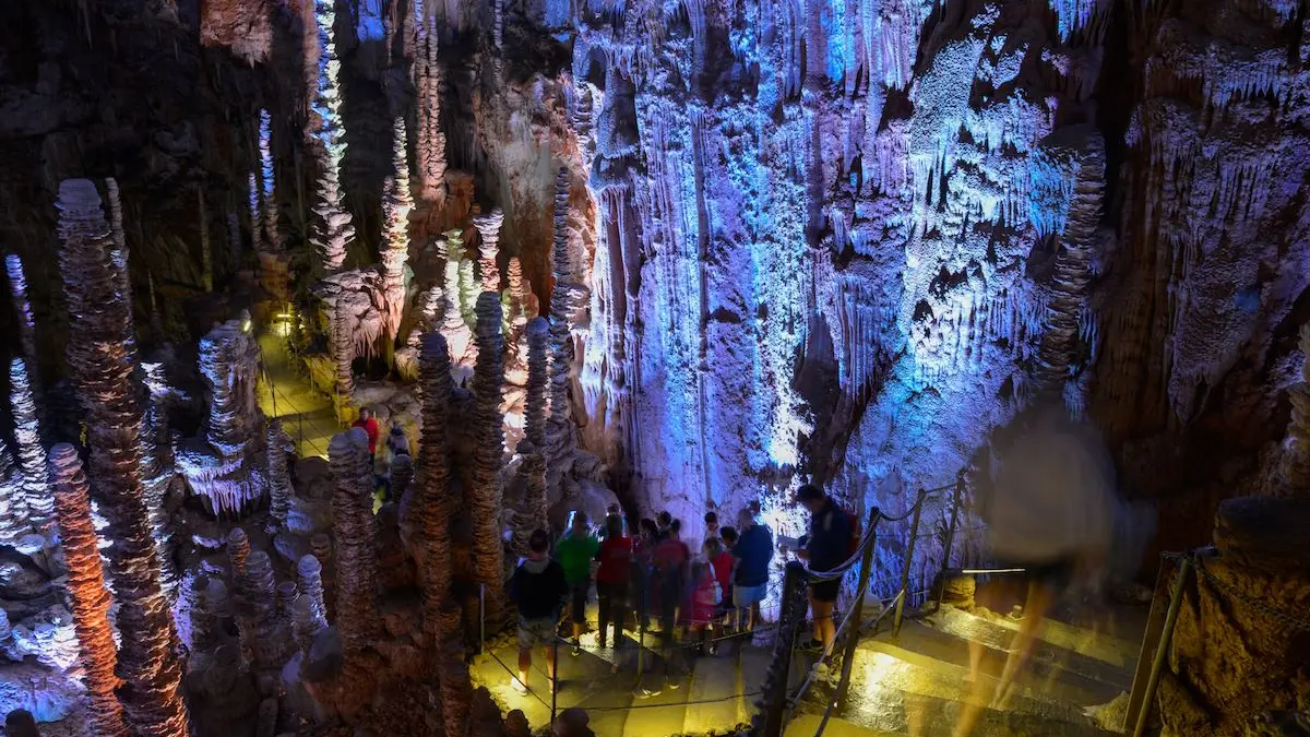 Grotte Aven Armand Causse Méjean