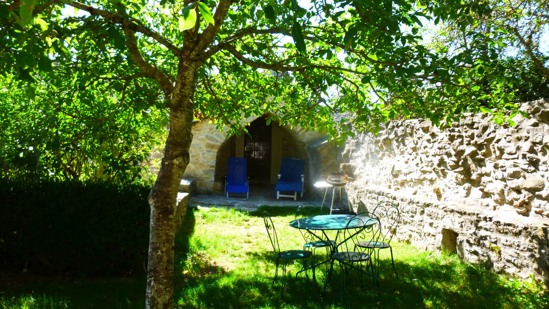 La Planquette, Gîtes de Combelasais - Extérieur