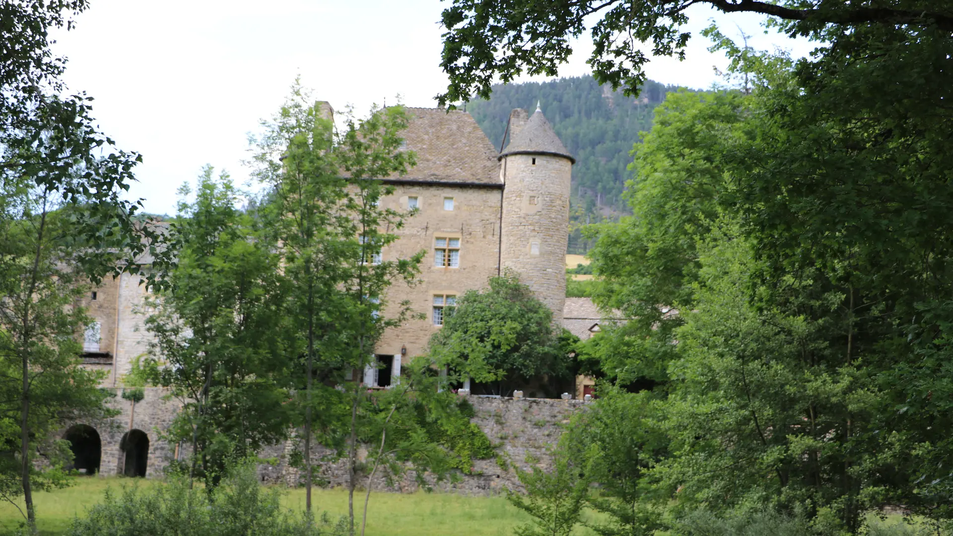 Château privé de Ressouches_2
