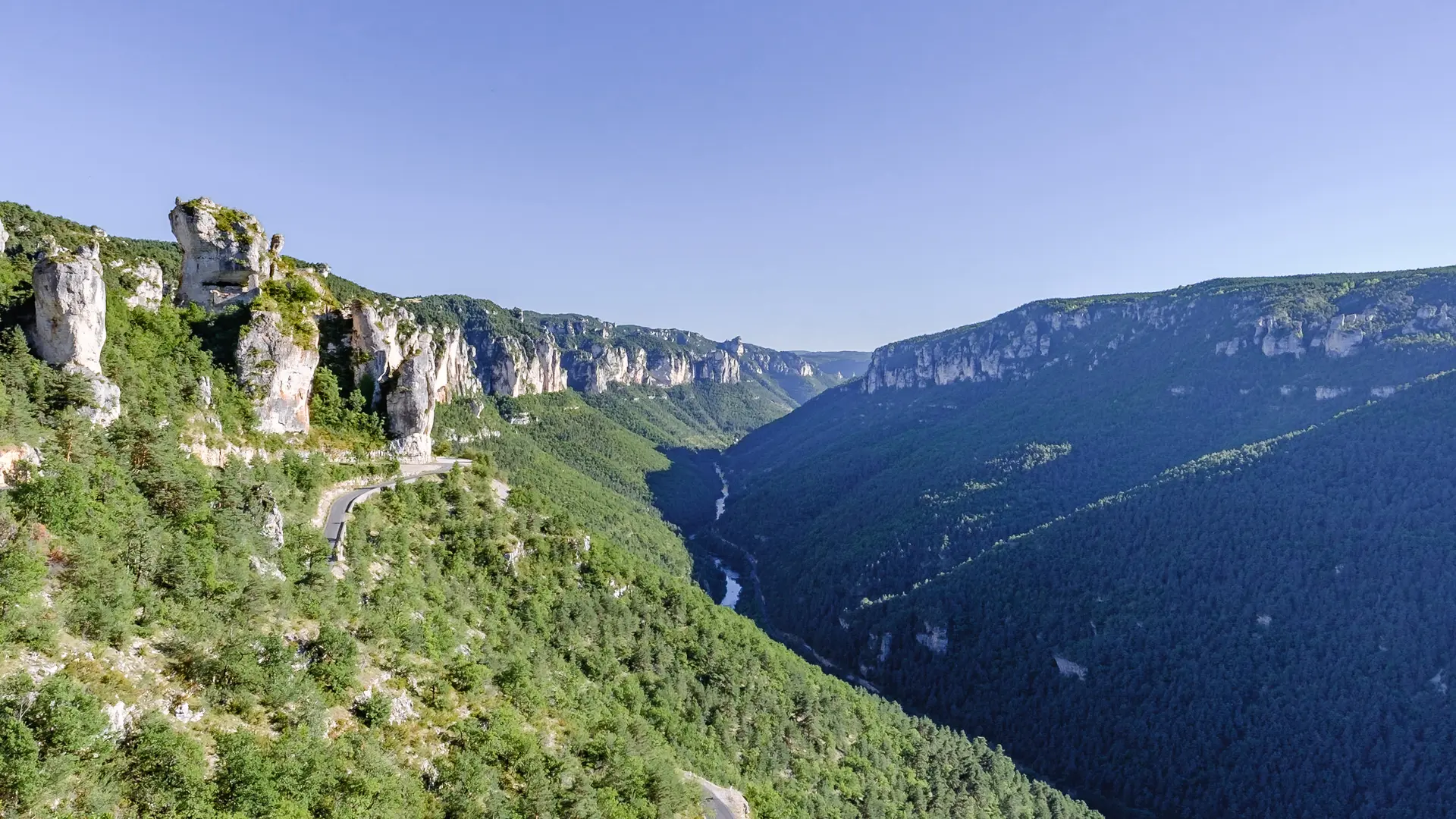 Vue depuis randonnée la Caxe_1