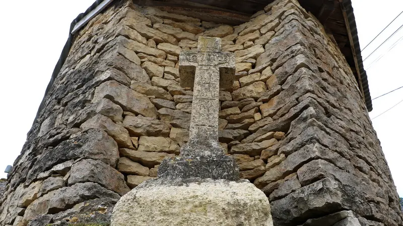 Croix à la Rocherousse_2