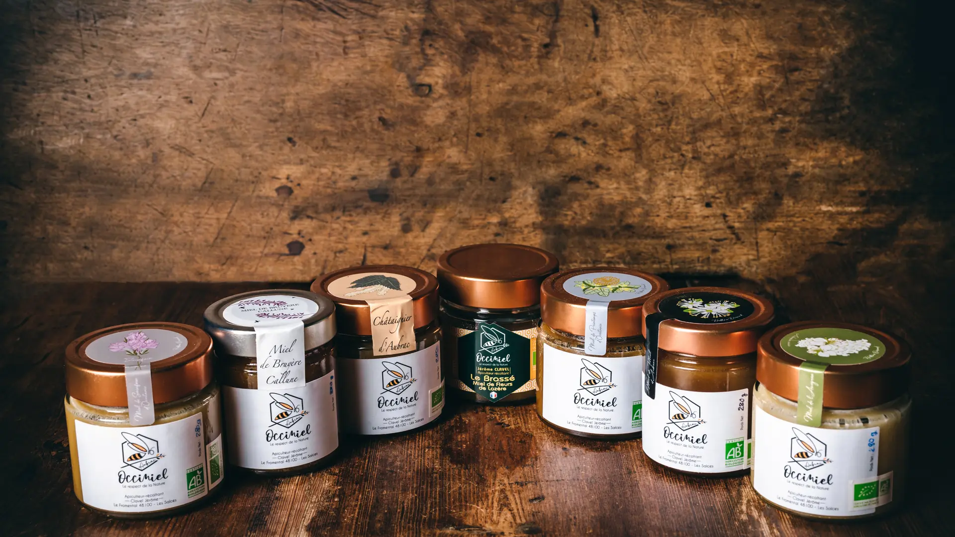 Présentation une partie de la gamme de miel produit