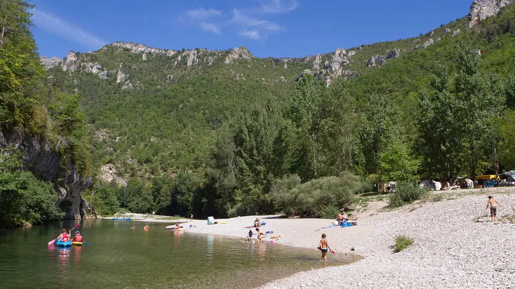 plage-camping-la-blaquiere-gorges-du-tarn