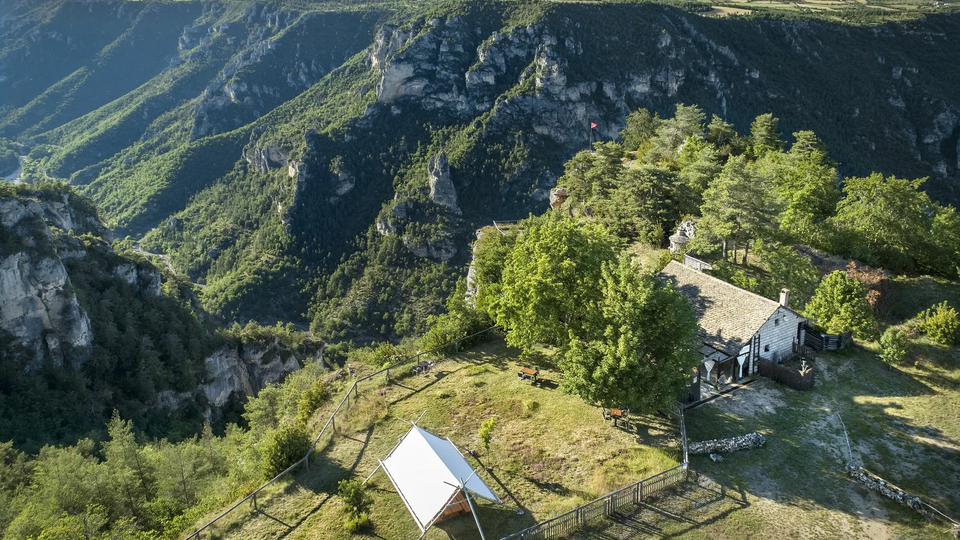 Panorama du Roc des Hourtous, Gorges du Tarn