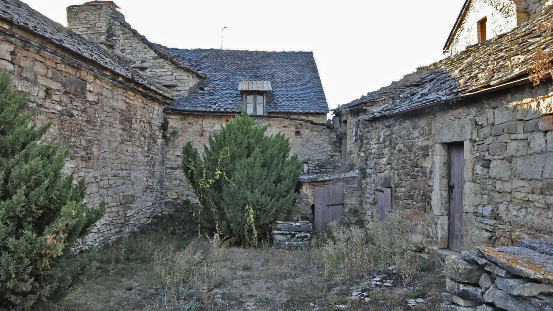 Une ferme caussenarde à Rougès-Parets