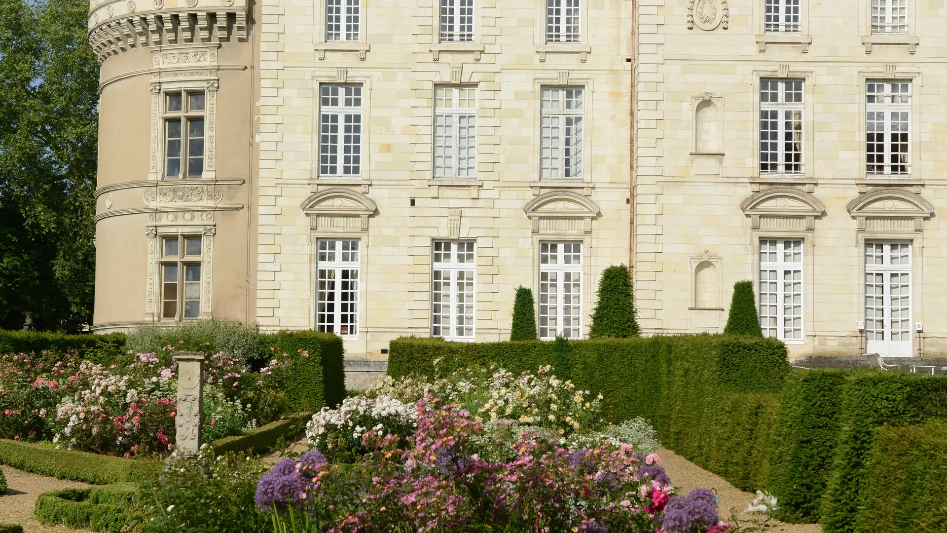 PCU879000490 - 2012-06-02-Le_Lude_Parc_Roseraie (39)