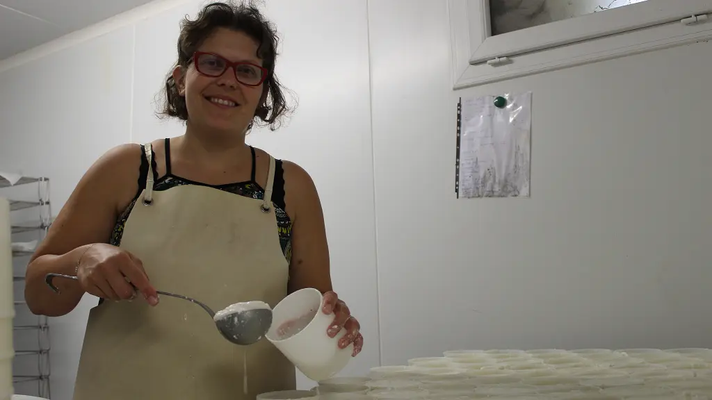 vallee-de-la-sarthe-Fromages-de-sophie-Mise-en-pot