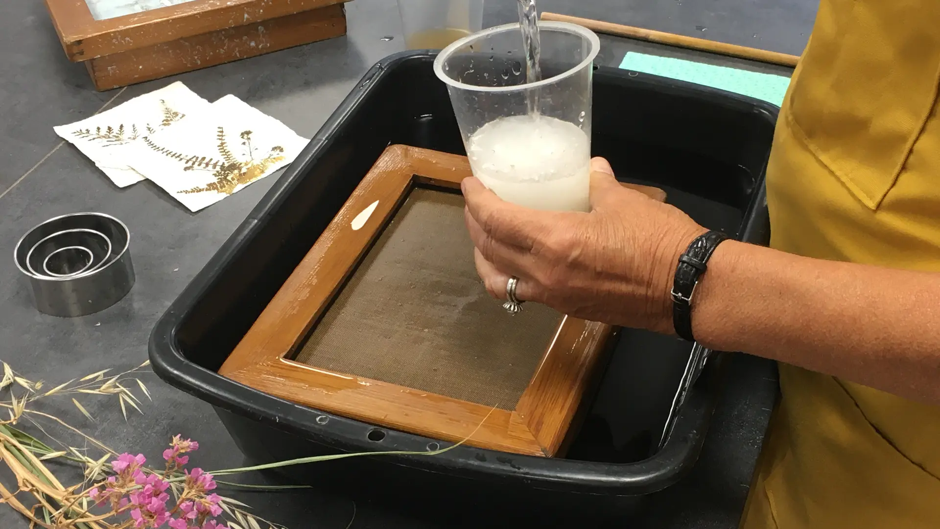 Atelier Fabrication de papier recyclé