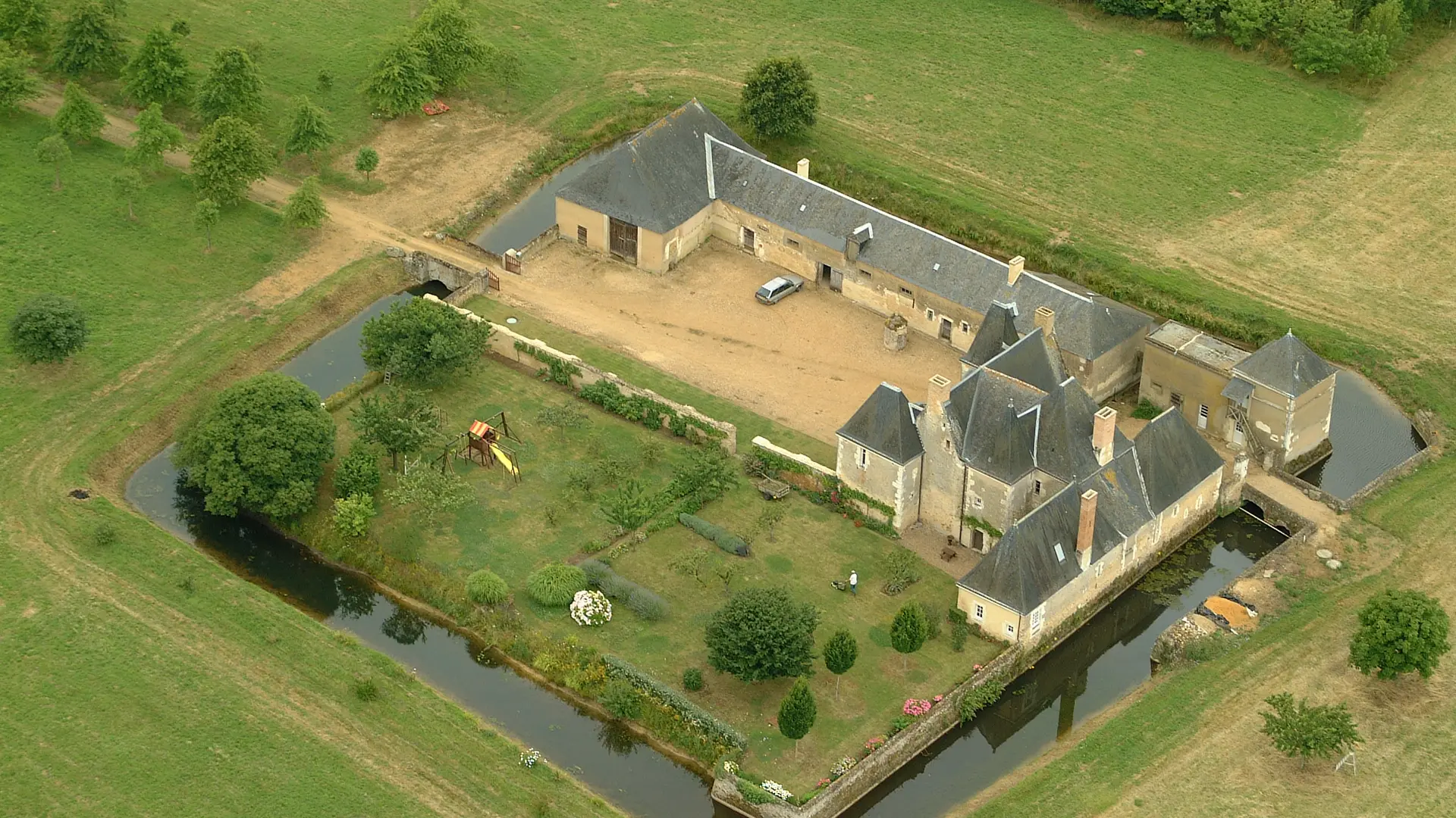 Château de la Faverie_Beaumont Pied de Boeuf
