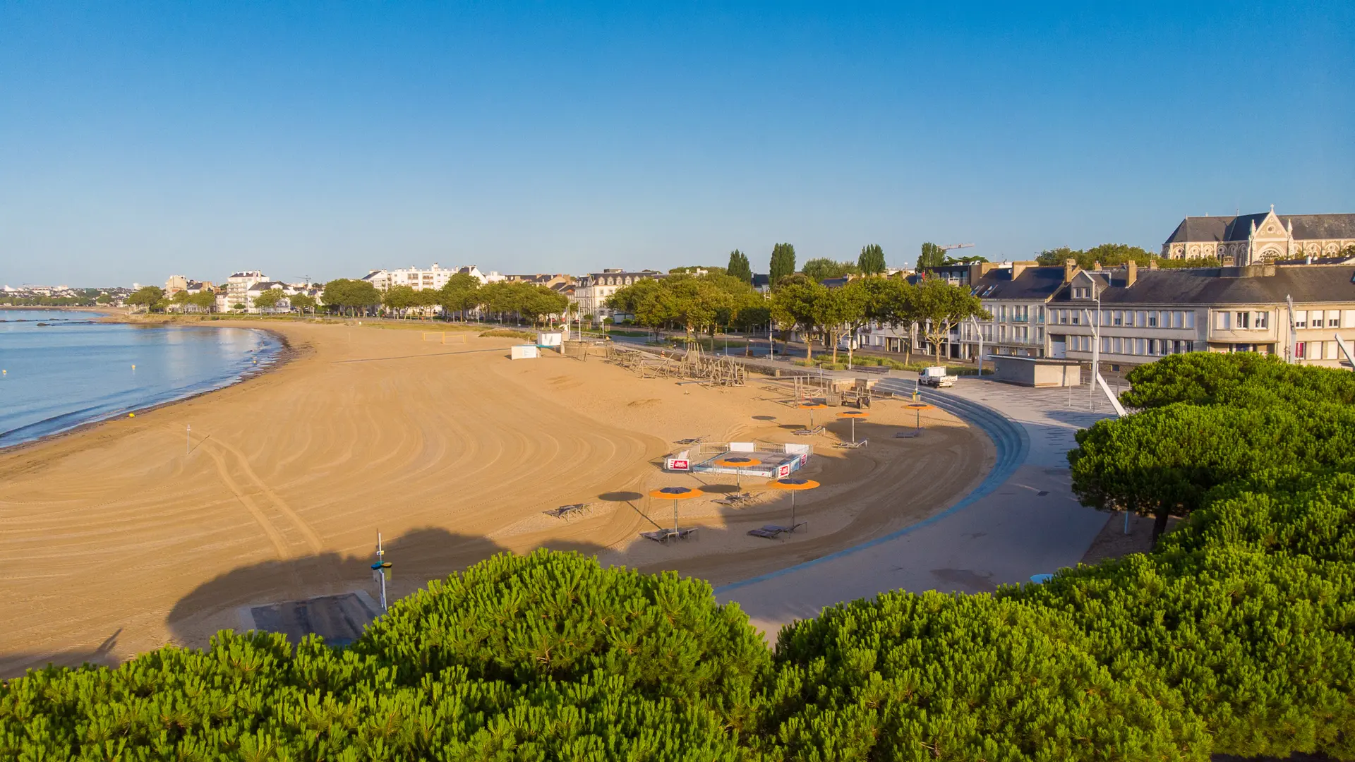 La Grande Plage de Saint-Nazaire proche du centre ville