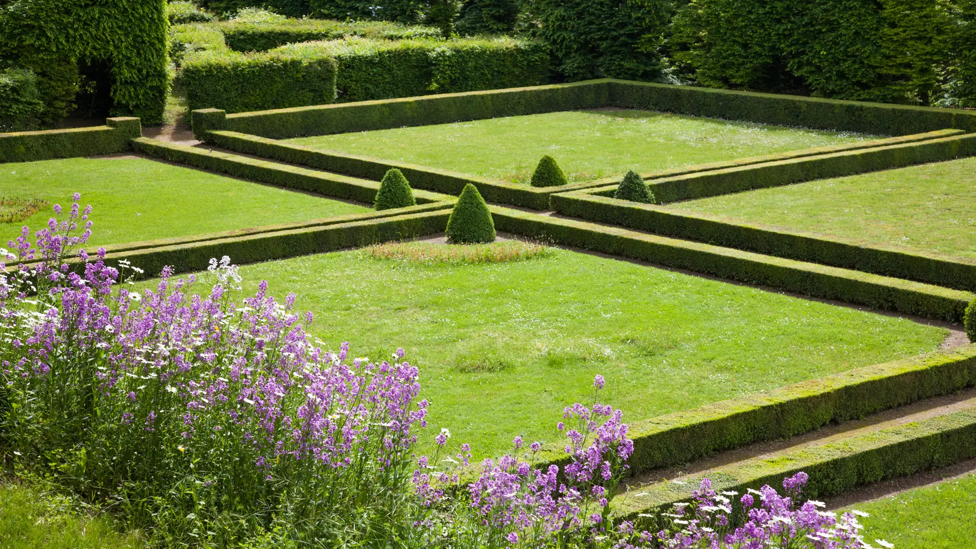 Jardin du chateau_Poncé sur Loir