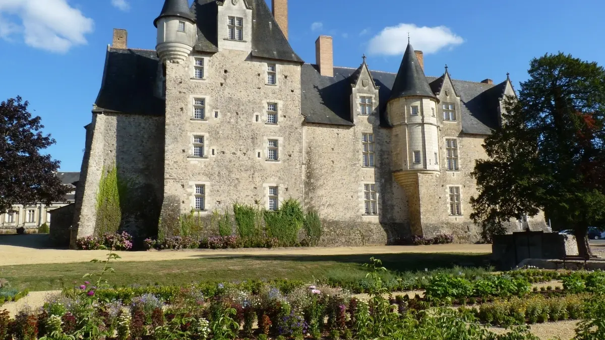 chateaubauge1