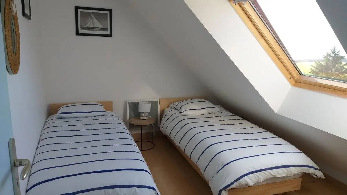 6-carolles-meuble-duplex-avec-vue-sur-mer