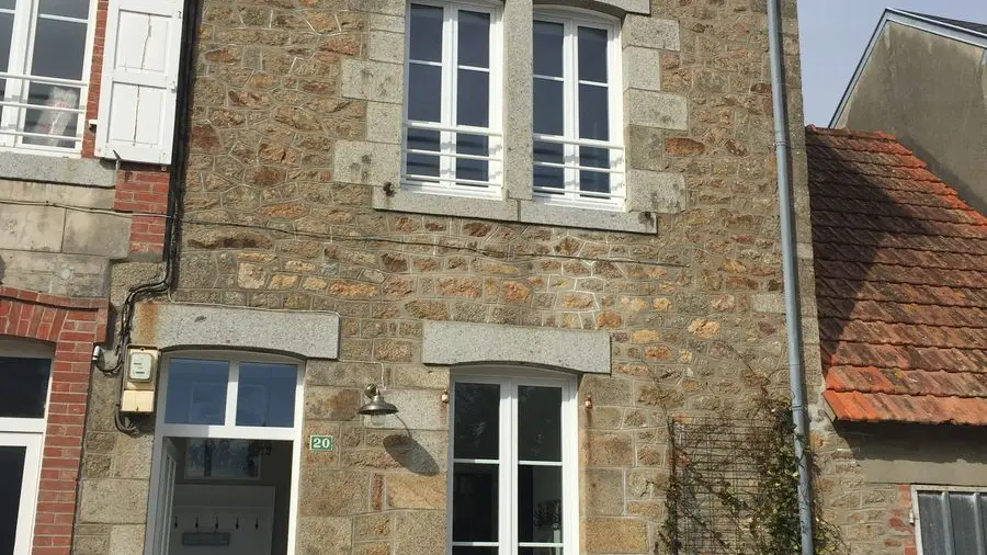 7-carolles-meuble-le-cottage-de-la-baie