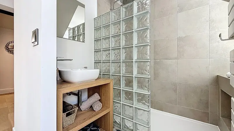 8-meuble-granville-rose-du-roc