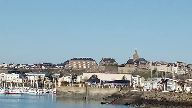 9-granville-meuble-rouelle-annick