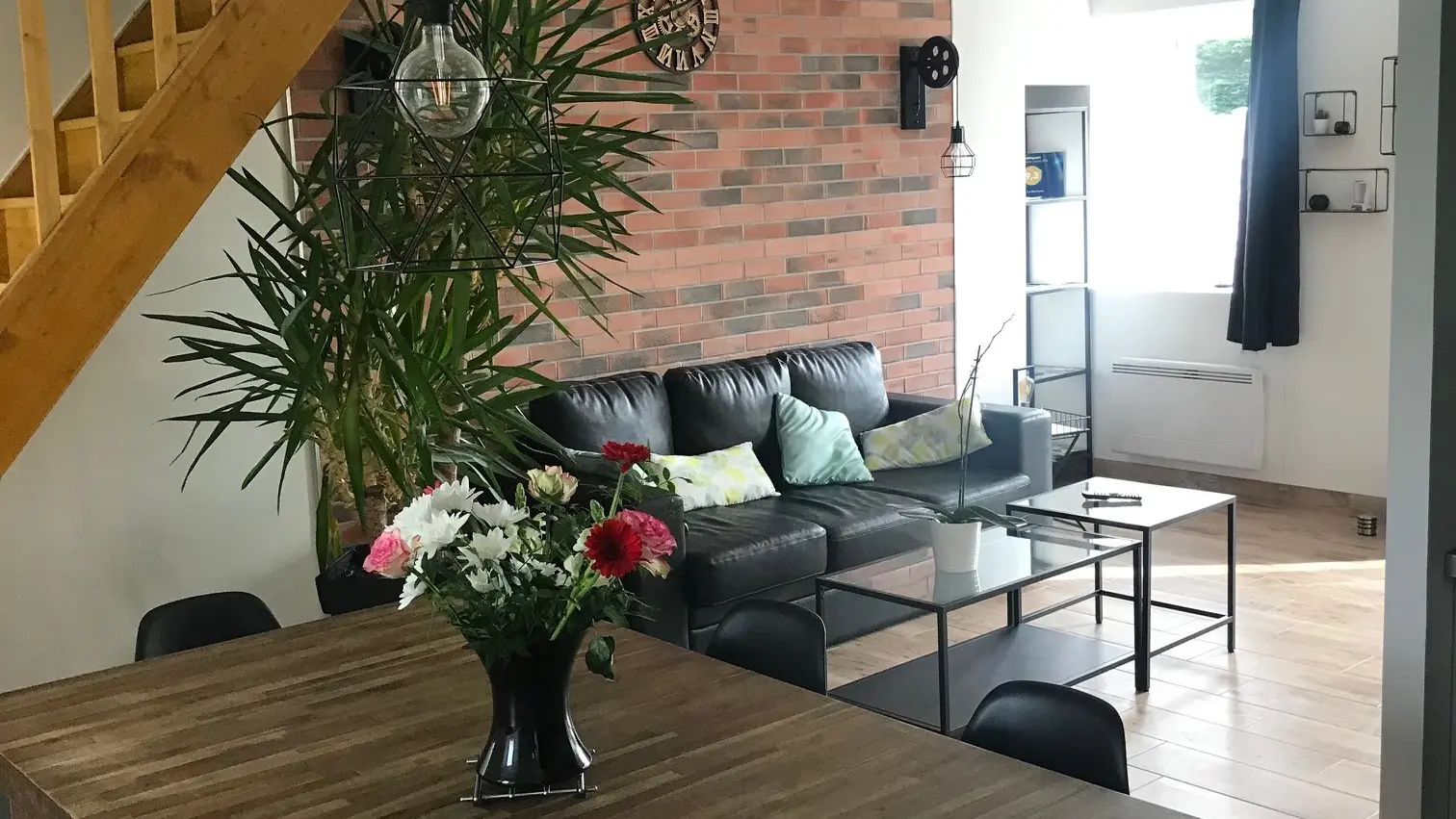 1-meuble-la-banniere-5-personnes-equilly