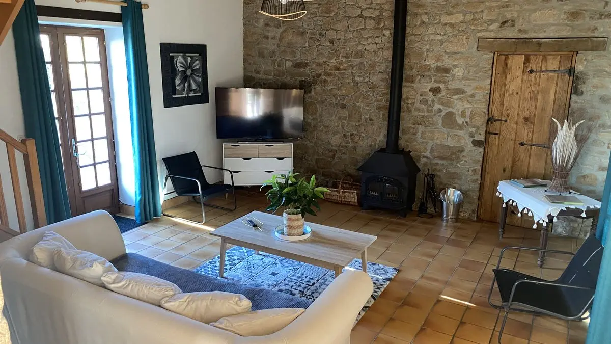 1-saint-pierre-langers-meuble-apple-cottage