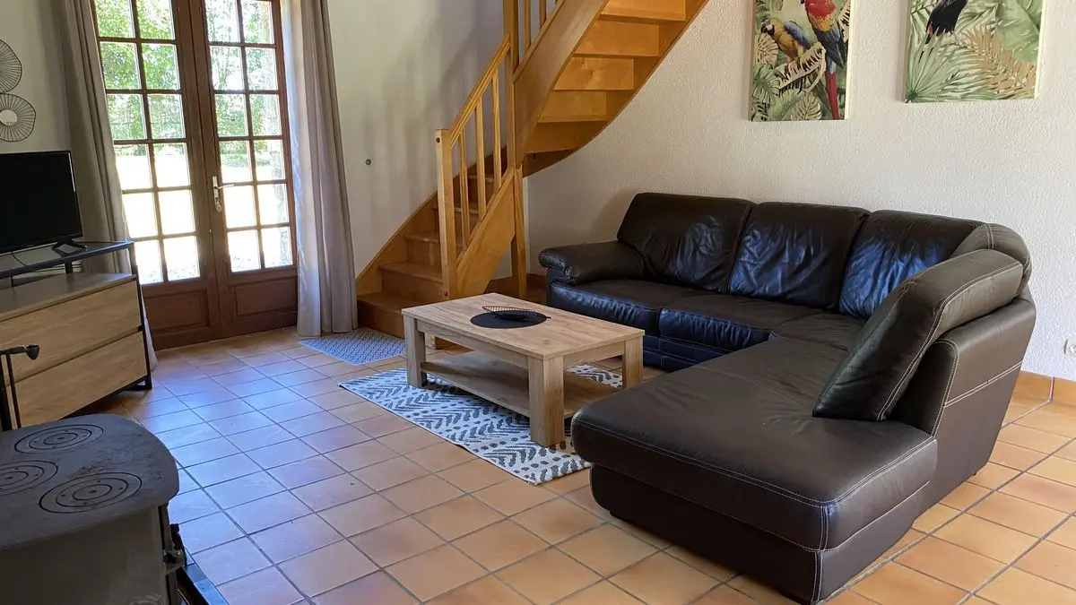 1-saint-pierre-langers-meuble-cider-cottage