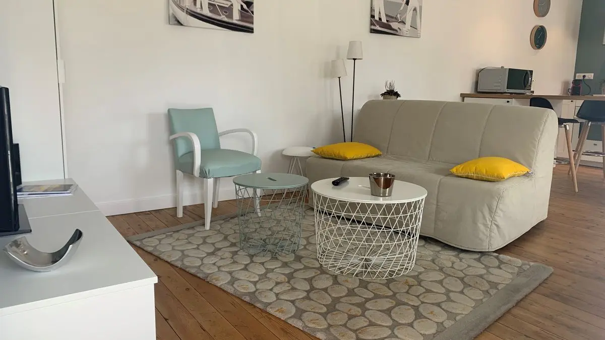 2-meuble-l-annexe-donville-les-bains