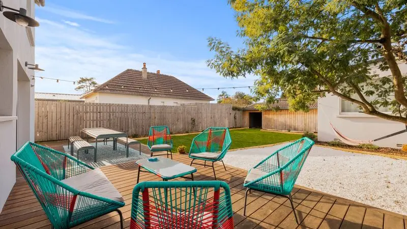 2-st-pair-sur-mer-meuble-la-villa-du-thar